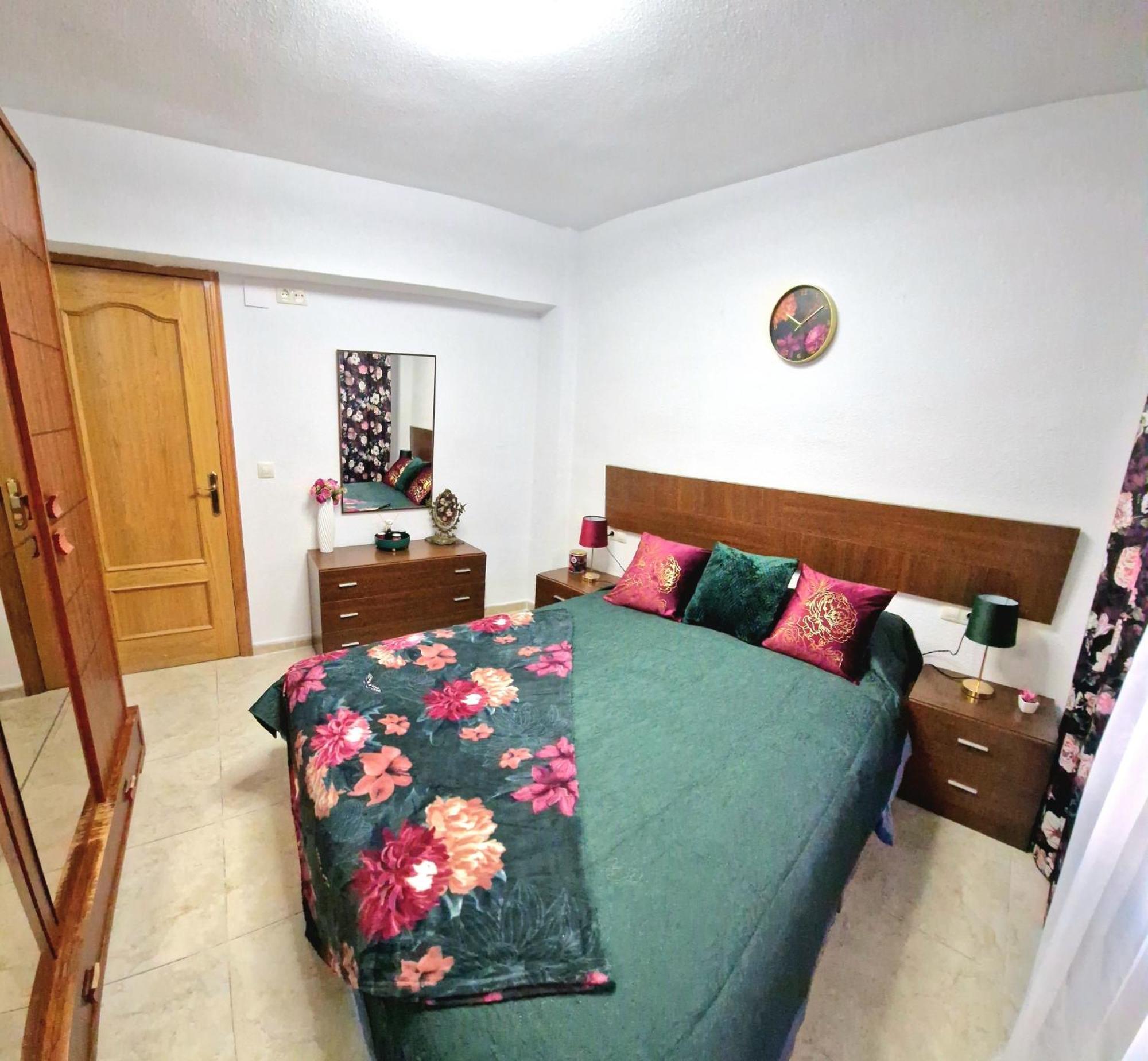 Apartment Svetlana Alicante Luaran gambar